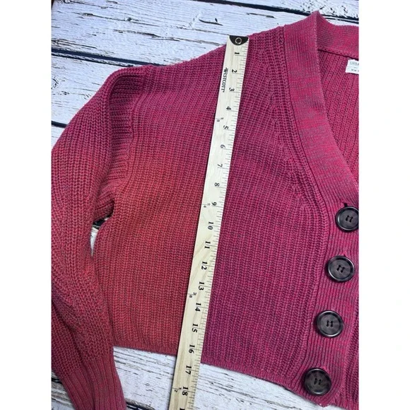 Urban Outfitters‎ Sweater Womens Size Slouchy Ribbed Cropped Cardigan Red - Picture 3 of 5
